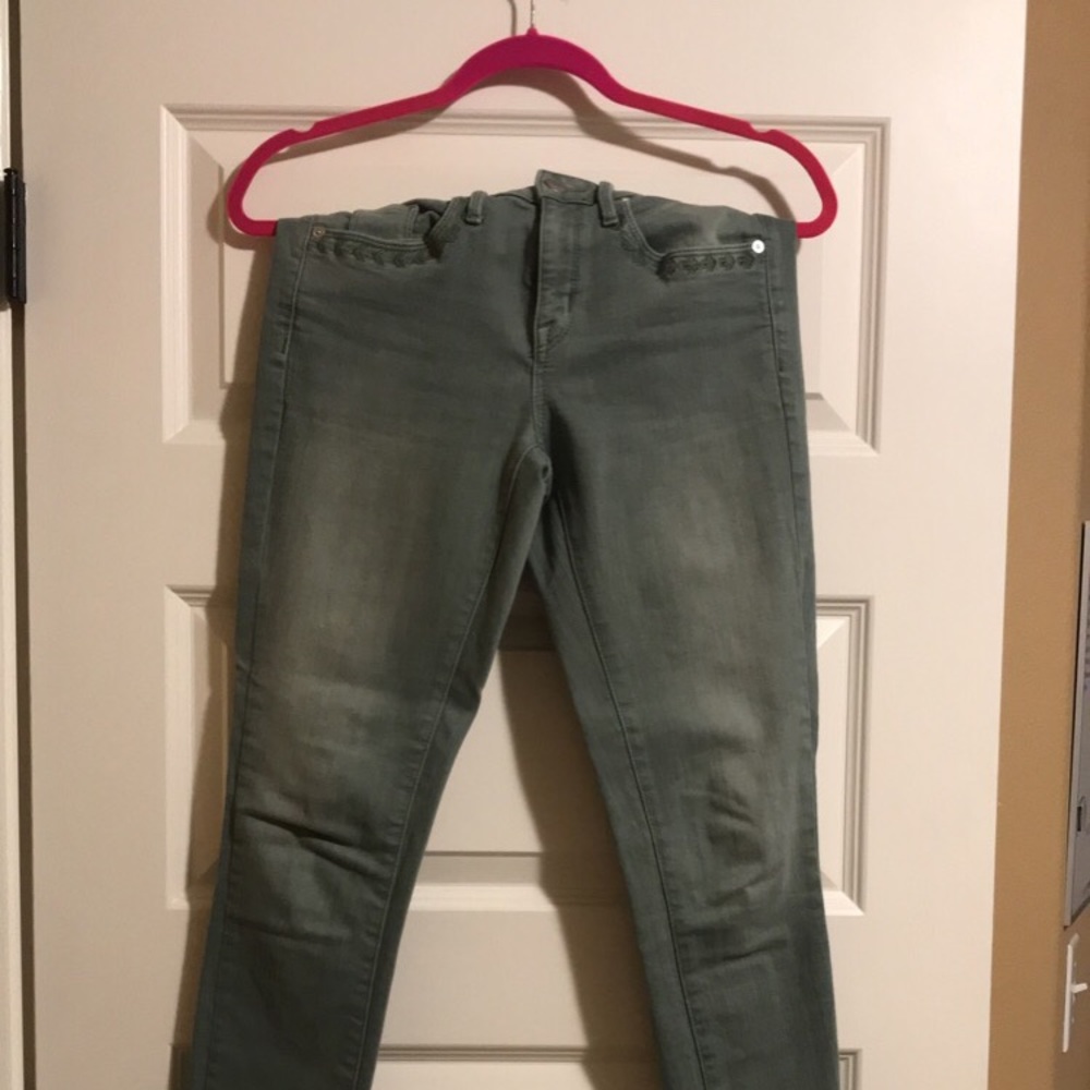 High rise skinny jean